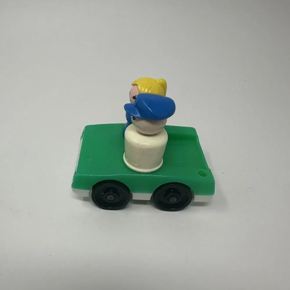 Fisher Price LITTLE PEOPLE Green Car Two Seats‎ White Vintage 3